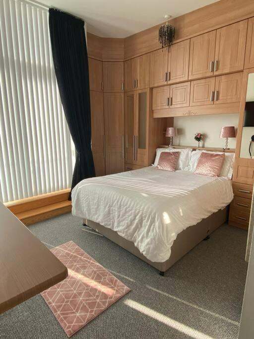 3 Bedroom Penthouse Apartment In Larne Dış mekan fotoğraf