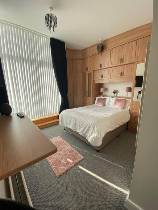 3 Bedroom Penthouse Apartment In Larne Dış mekan fotoğraf